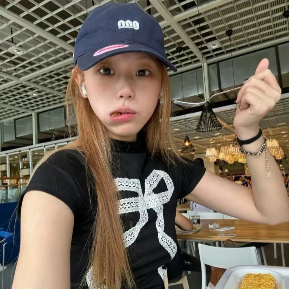 别担心,他不会走远的